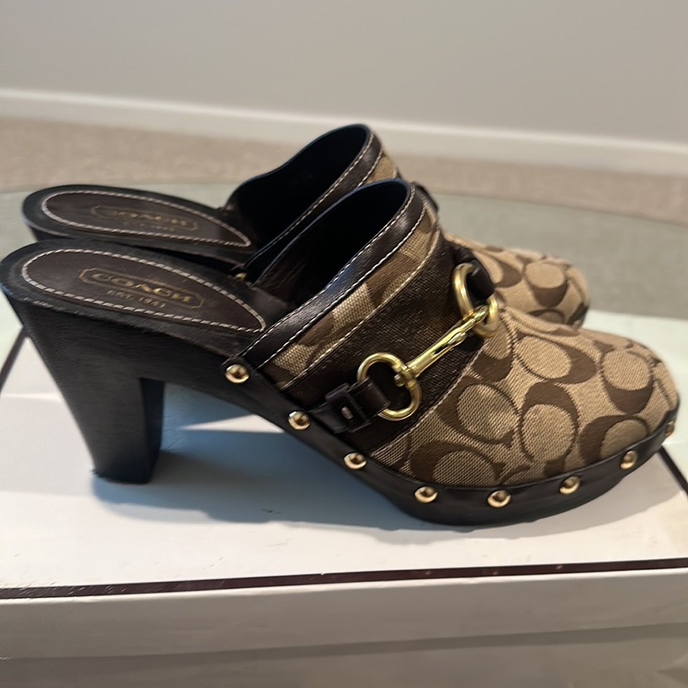 Preowned Authentic Coach mules - Picture 6 of 11